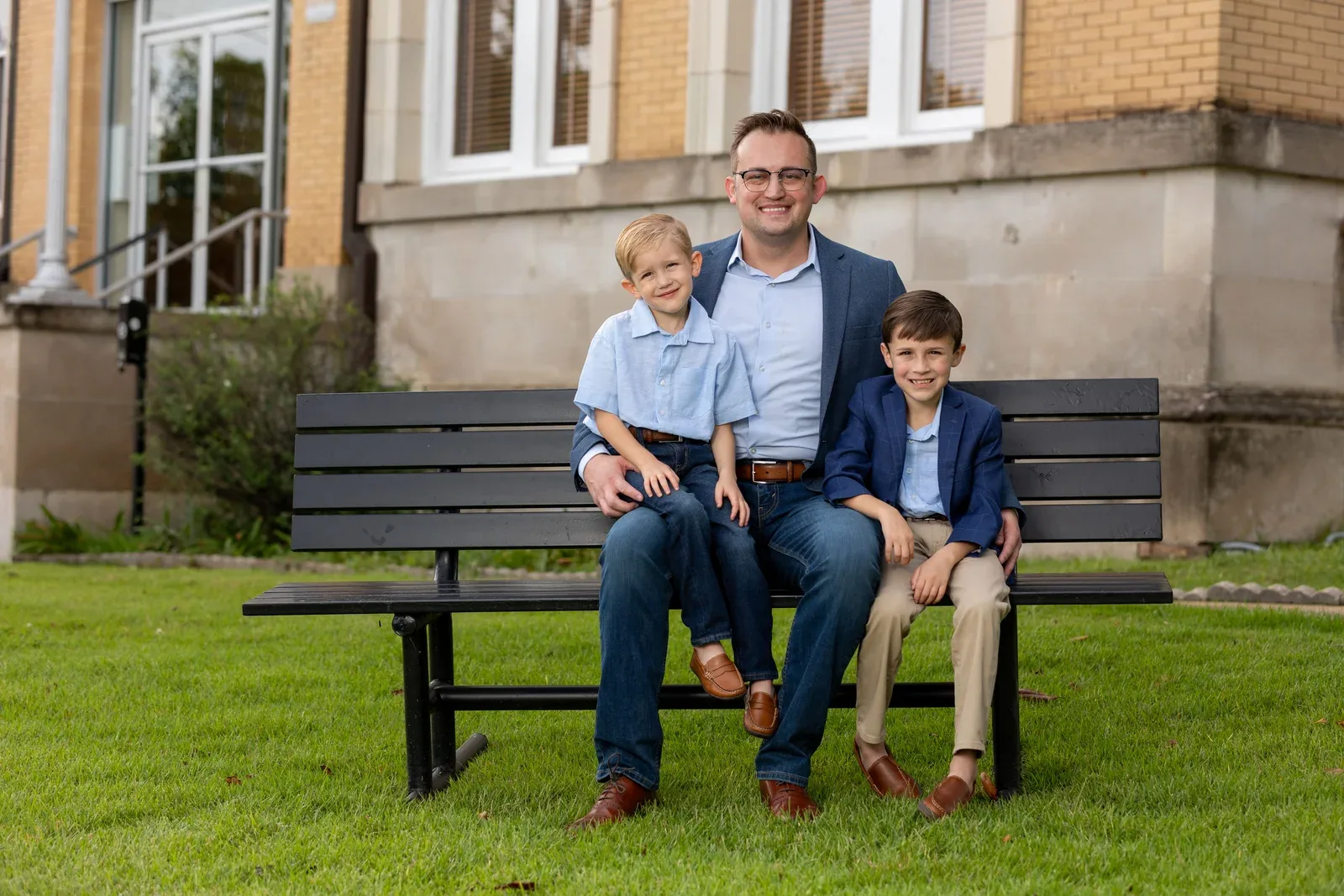 Jansen Owen with his sons Darby and Mabry